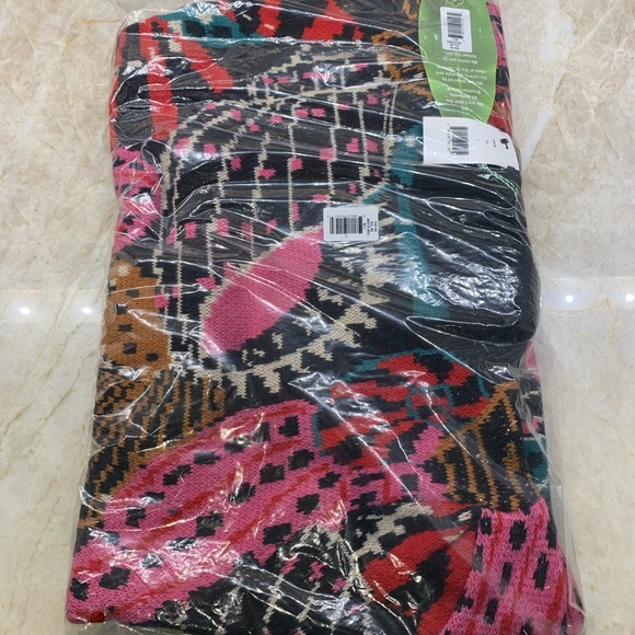 Farm Rio Shell Sweater Dress - Picture 17 of 17